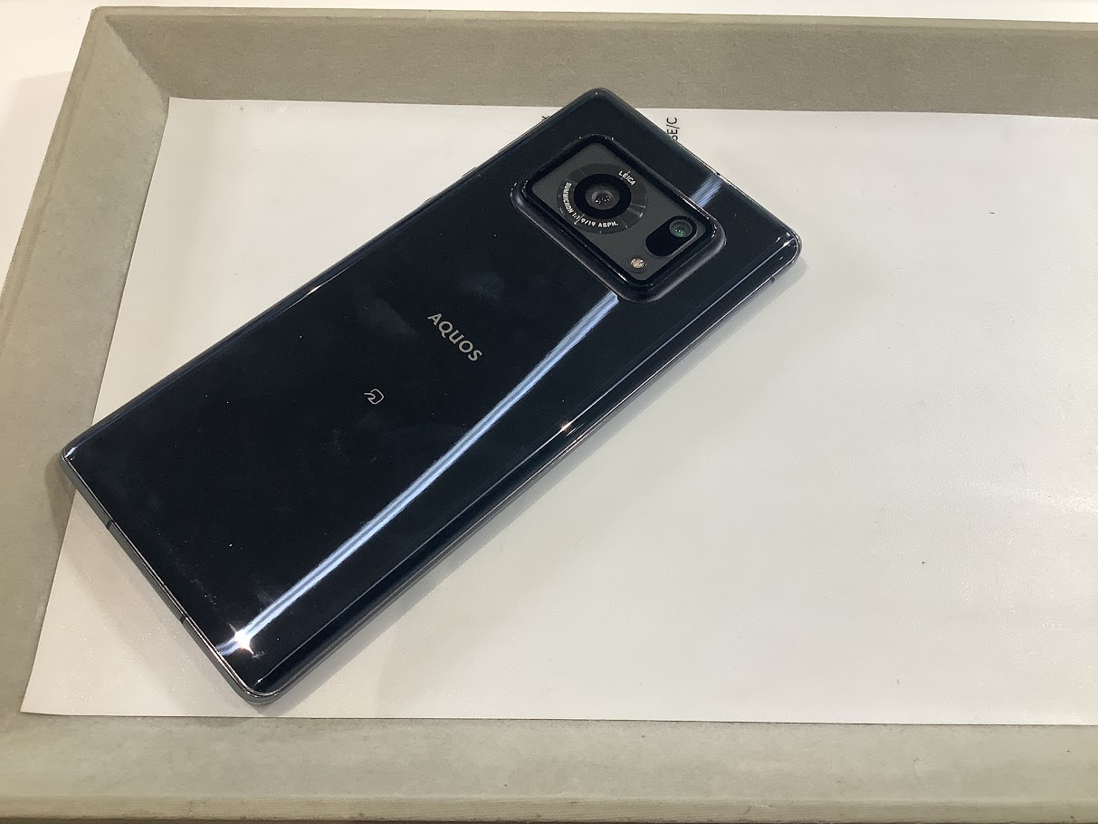 AQUOS R6の画面交換ならデータをそのまま・最短即日修理のスマホ修理工房ラザウォーク甲斐双葉店へ
